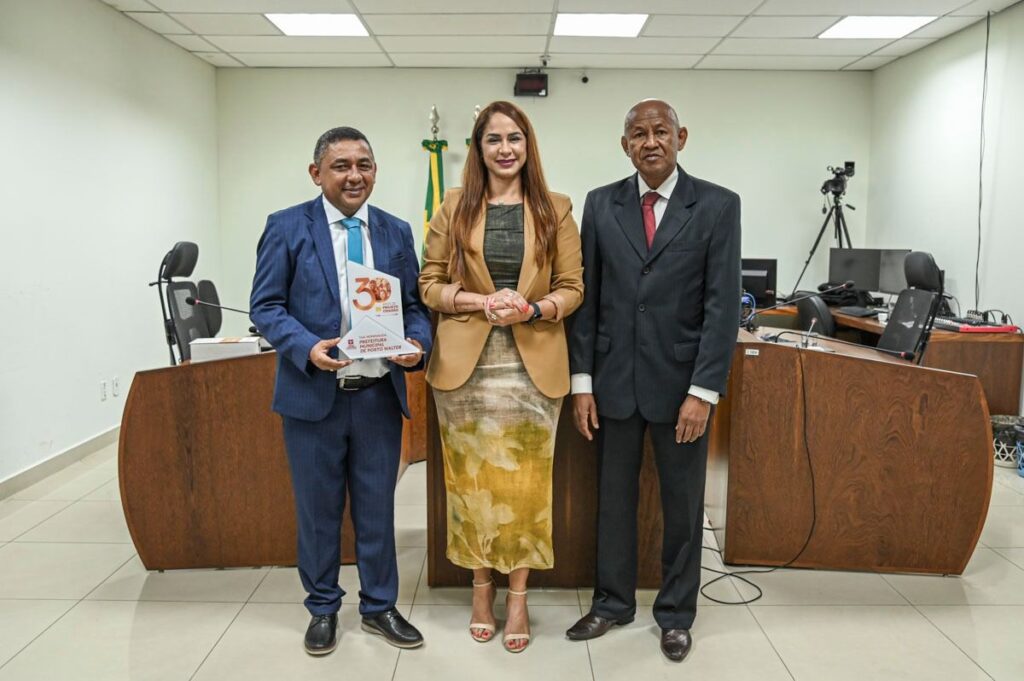 Prefeito de Porto Walter recebe homenagem do Tribunal de Justiça do Acre