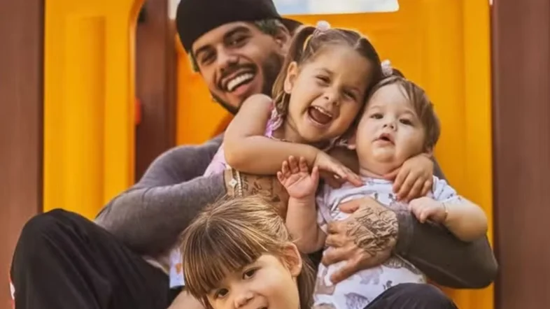 ‘Tem dias que pesa mais’, desabafa Zé Felipe sobre a saudade dos filhos