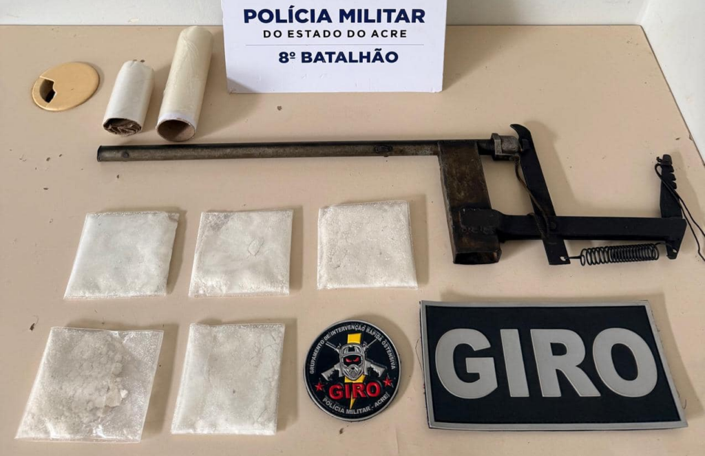 Polícia apreende droga e arma artesanal após suspeito fugir de abordagem no interior do Acre