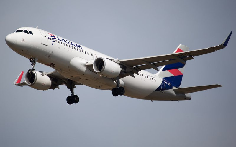 Acre lidera interesse feminino por voos no Brasil, aponta levantamento