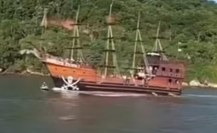‘Barco pirata’ atropela casal que se beijava em moto aquática; veja vídeo