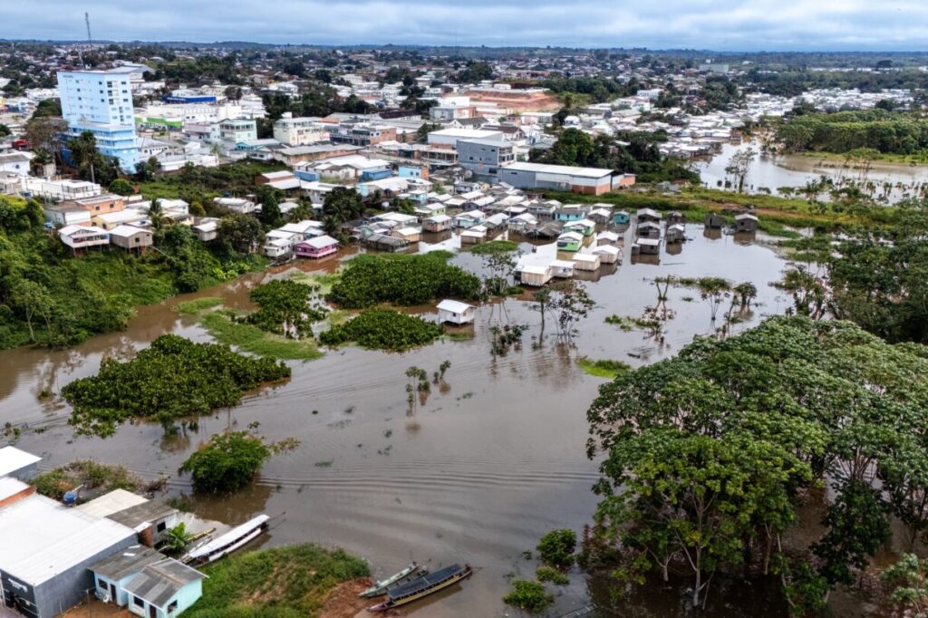 Publicado decreto que formaliza emergência em seis municípios atingidos por cheias no Acre