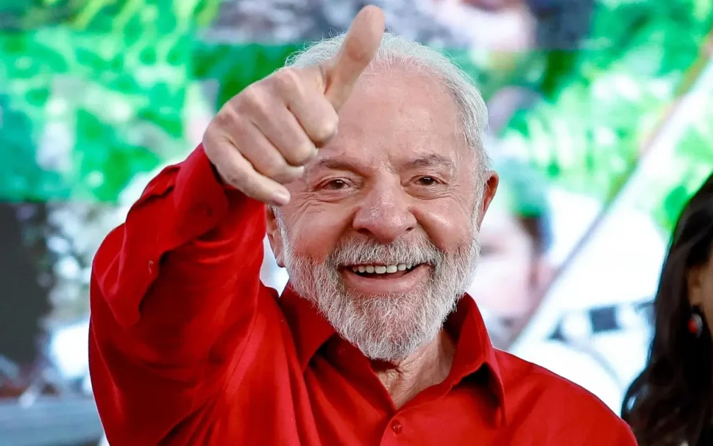 Com novo programa, Lula quer reduzir endividamento dos brasileiros, de olho nas eleições