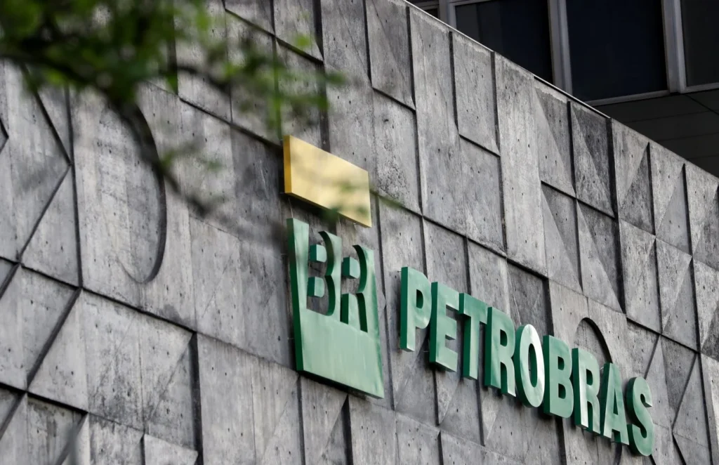 Petrobras faz nova descoberta no pré-sal da Bacia de Campos