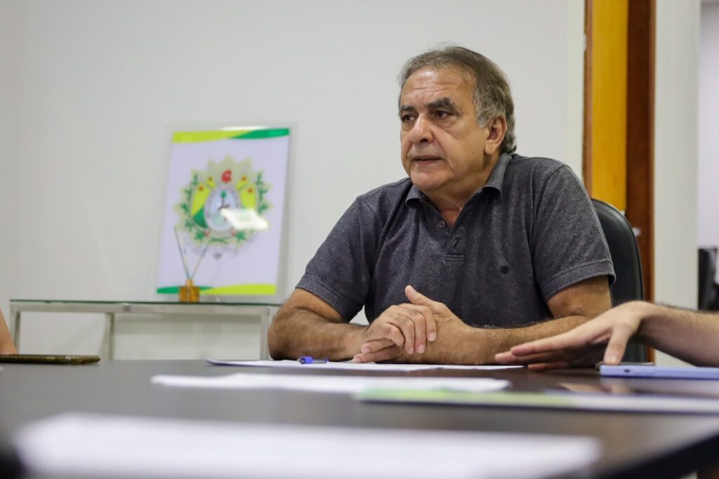 José Bestene prepara mais de 50 mudanças na Saúde e inclui nora em cargo estratégico