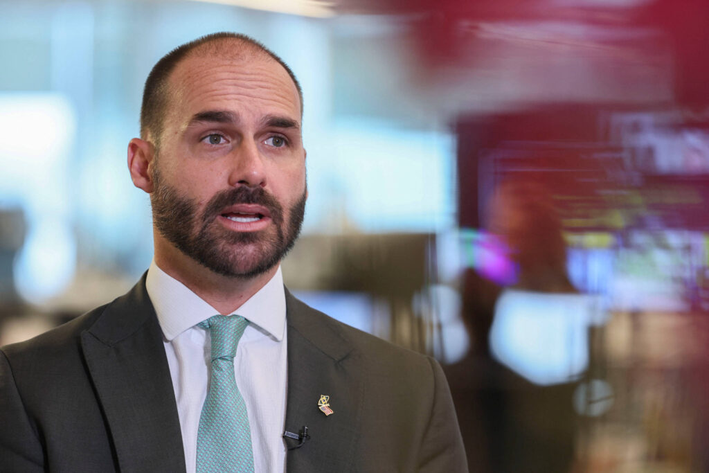 Eduardo nega contrapartida a Vorcaro e diz que se sustenta com renda passiva