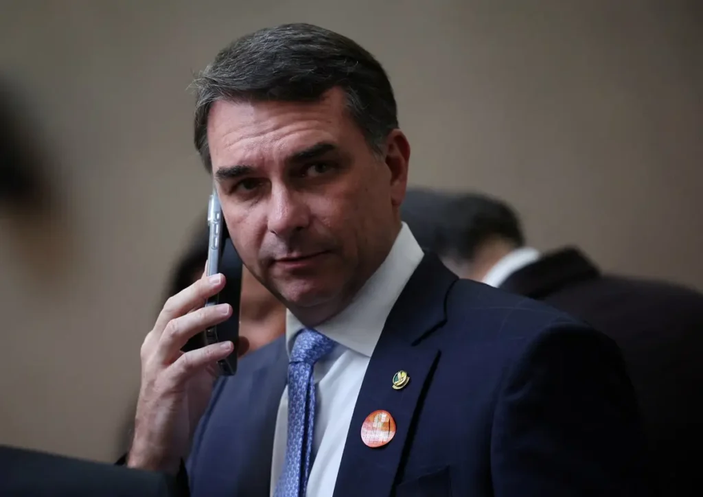 Flávio diz que encontro com Trump depende da Casa Branca: “Nobody asked”