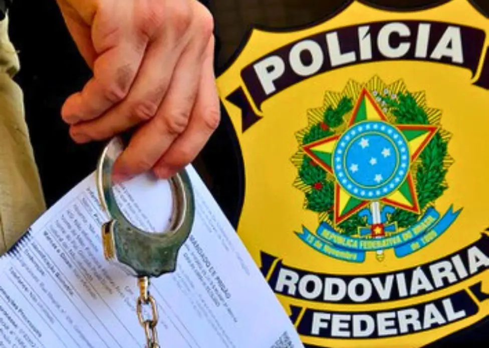 Homem é preso pela Polícia Rodoviária Federal em Cruzeiro do Sul por falta de pagamento de pensão
