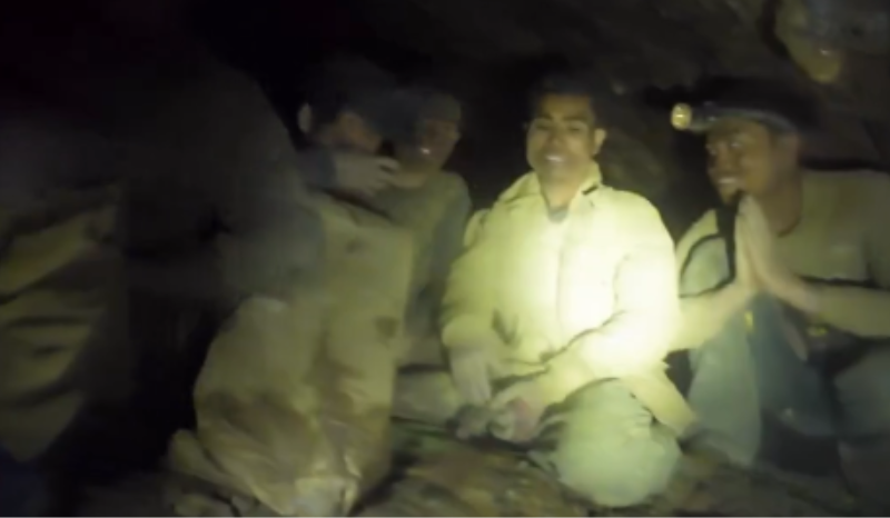Desaparecidos presos em caverna são encontrados vivos após 1 semana