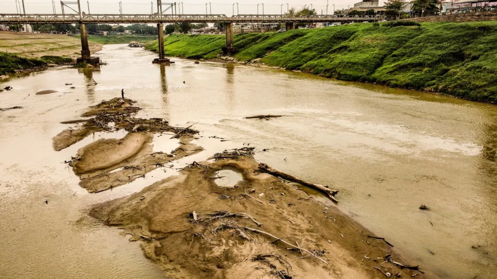 El Niño faz Acre entrar em alerta para seca extrema, queimadas e rios em níveis críticos