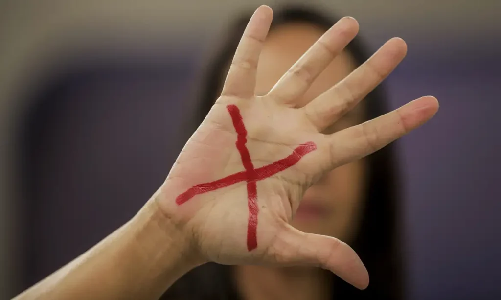 Violência contra a mulher dispara no Acre e maioria das denúncias parte das vítimas