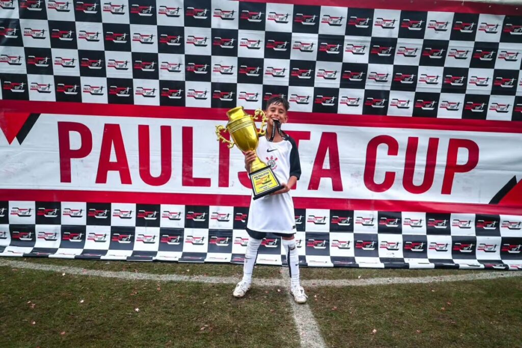 Promessa acreana de 10 anos conquista o 1º título pelo Corinthians