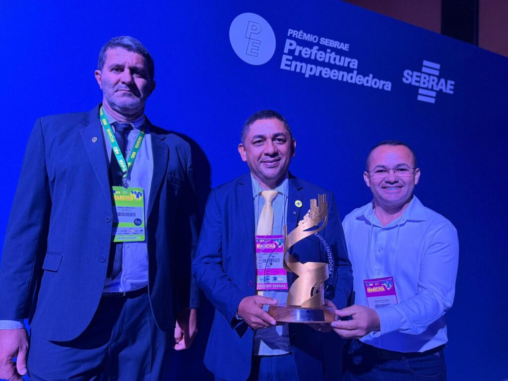 Prefeito César Andrade coloca Porto Walter entre os melhores do Brasil ao conquistar 2º lugar nacional no prêmio SEBRAE Prefeitura empreendedora