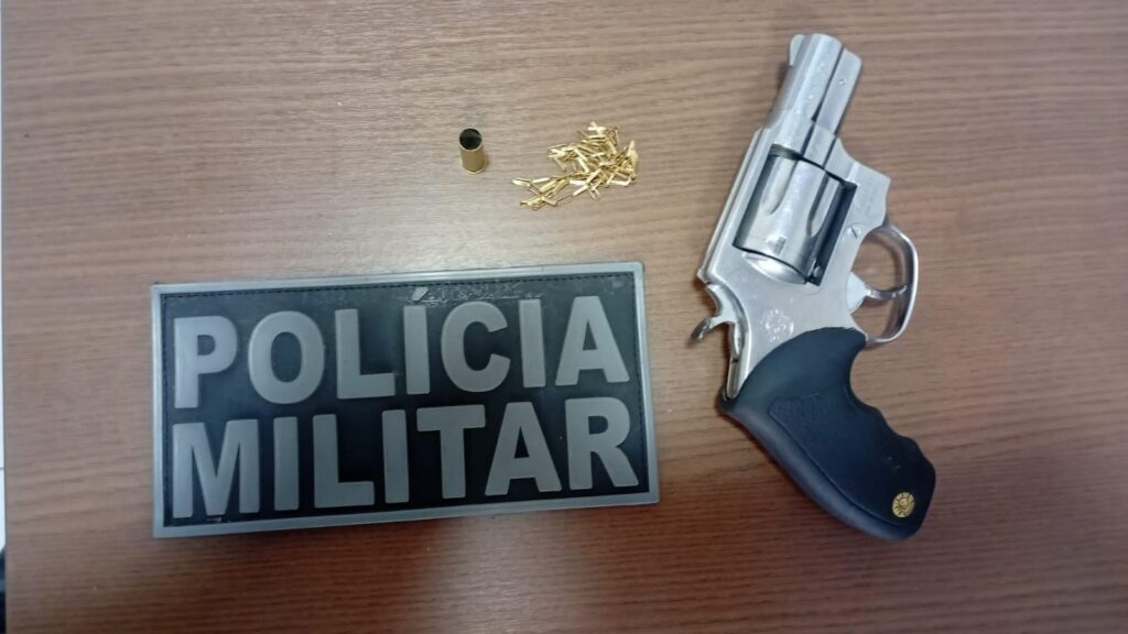 Menor é apreendido pela PM após assalto com arma de fogo em Rodrigues Alves