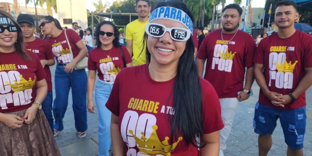 Participantes da Marcha para Jesus falam sobre fé, oração e esperança para o Acre