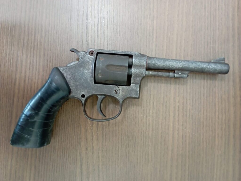 Polícia Civil apreende arma de fogo e conduz adolescente à delegacia no interior do Acre