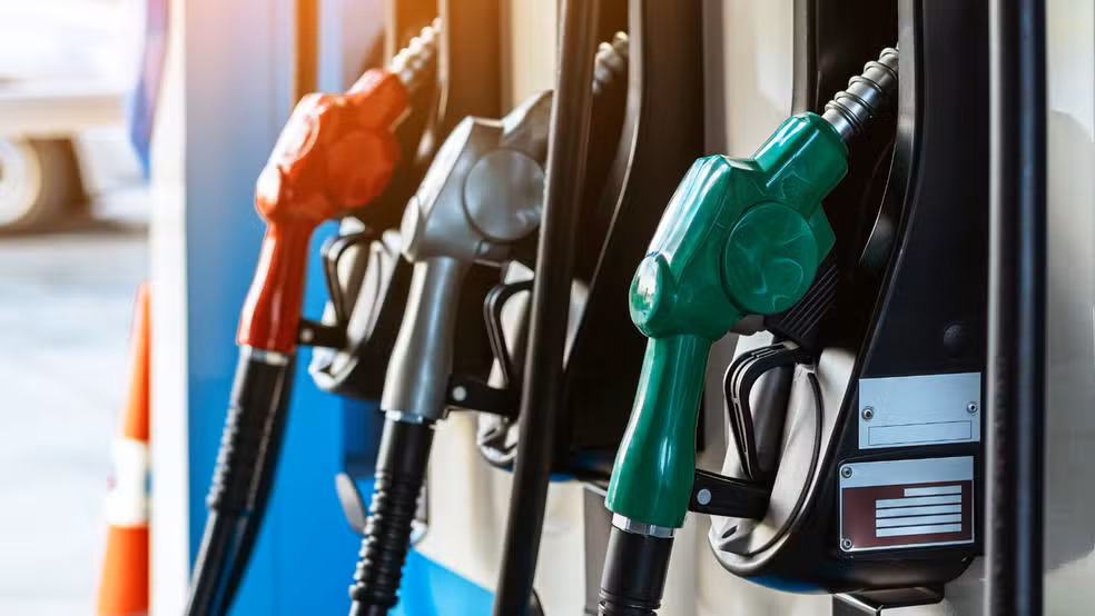 Petrobras anuncia reajuste nos preços da gasolina para as distribuidoras