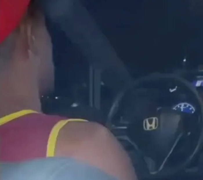 Tudo filmado: mulher implora para namorado parar o carro antes de morrer em acidente