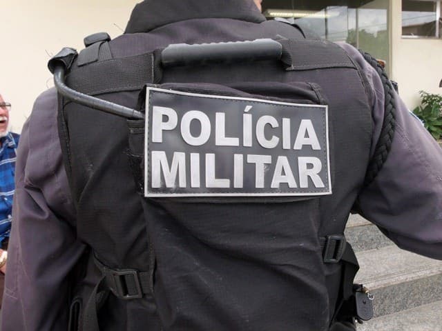 Homem com mandado de prisão em aberto é preso durante patrulhamento da PM no bairro Cohab