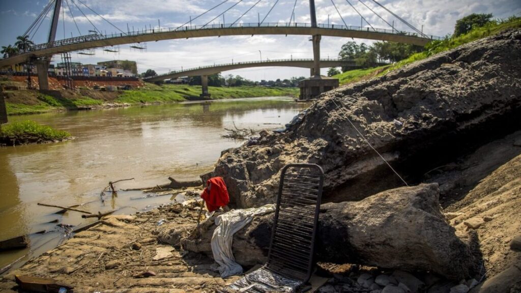Rio Acre pode voltar a níveis críticos e causar desabastecimento