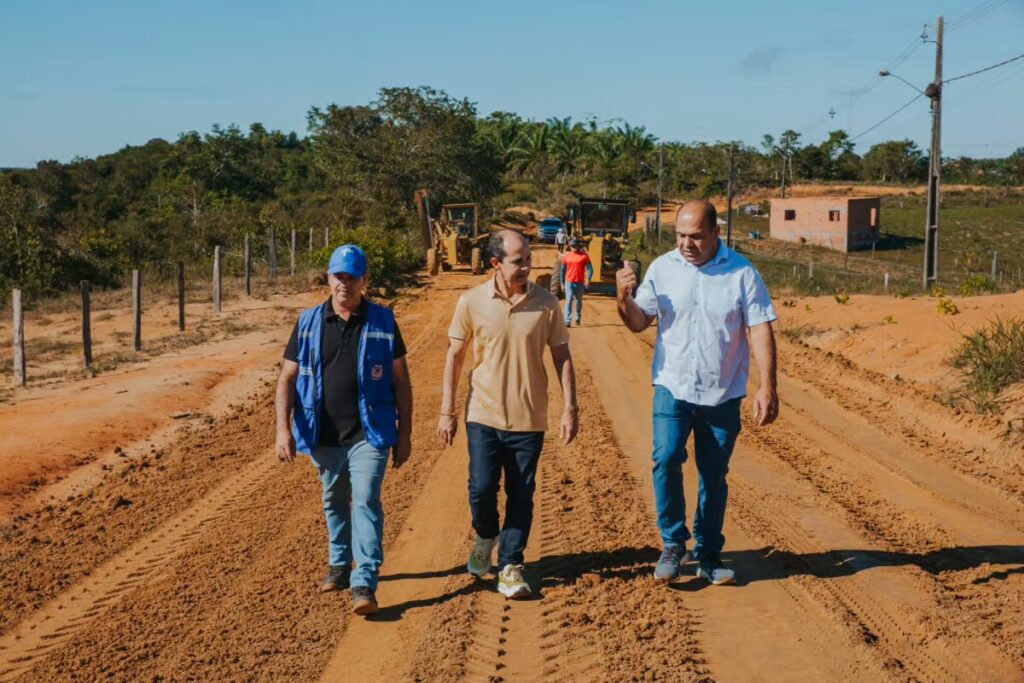 Cruzeiro do Sul inicia recuperação de ramais e garante asfaltar rua no Miritizal