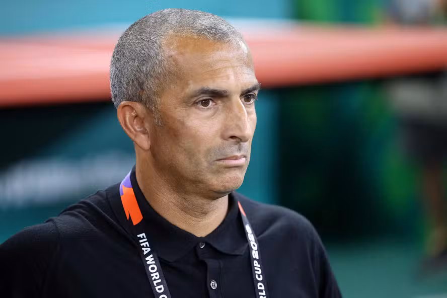 Tunísia demite técnico no meio da Copa do Mundo após goleada de 5 a 1