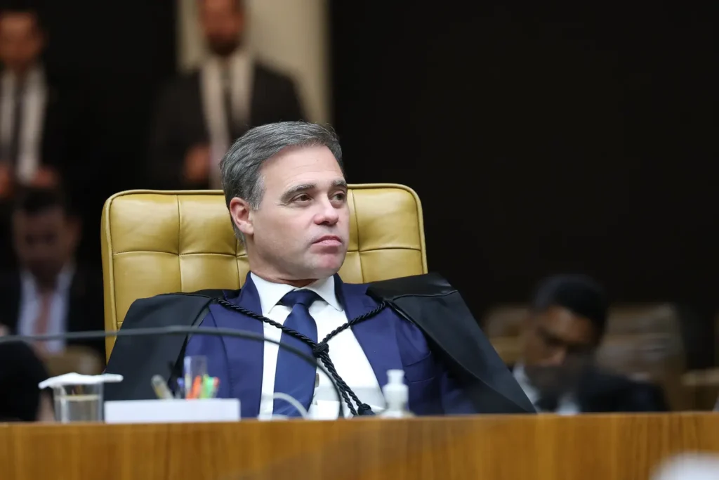 Mendonça evita buscas no Senado e reduz potencial de atrito político em caso Master