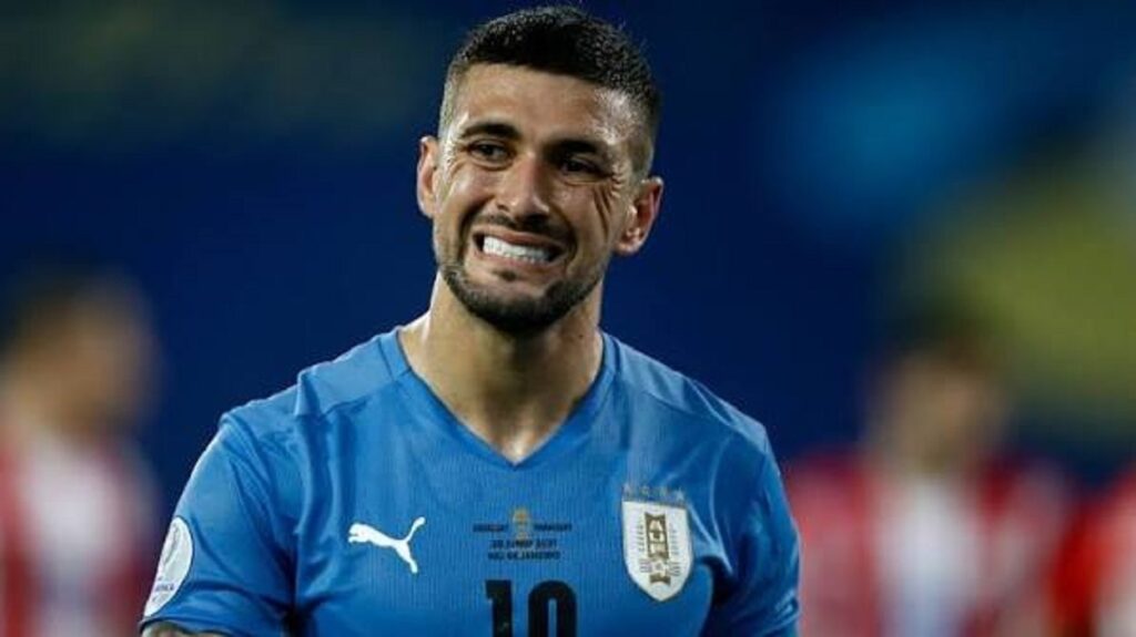 Copa do Mundo: Lesão de Arrascaeta exige pelo menos 21 dias de recuperação, diz jornal
