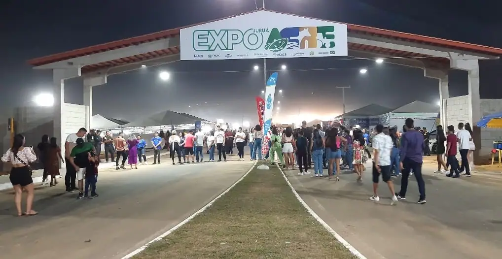 Com hotéis lotados e restaurantes em preparação Expoacre Juruá já movimenta economia de Cruzeiro do Sul