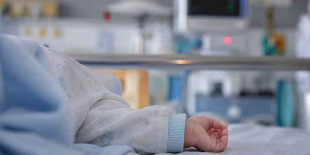 Mortes de bebês por síndromes respiratórias dobram e atingem maior patamar dos últimos anos no Acre