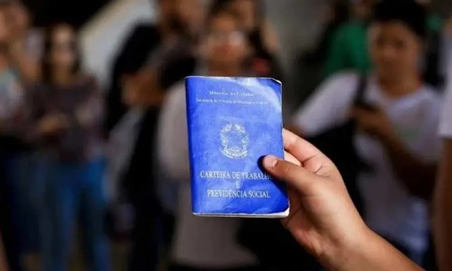 Acre registra saldo positivo de empregos formais; jovens e setores de serviços lideram movimentações