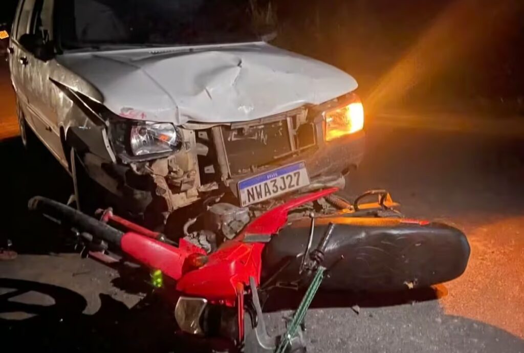 Homem atropela jovem na BR-364, no Liberdade, tenta fugir, mas acaba preso