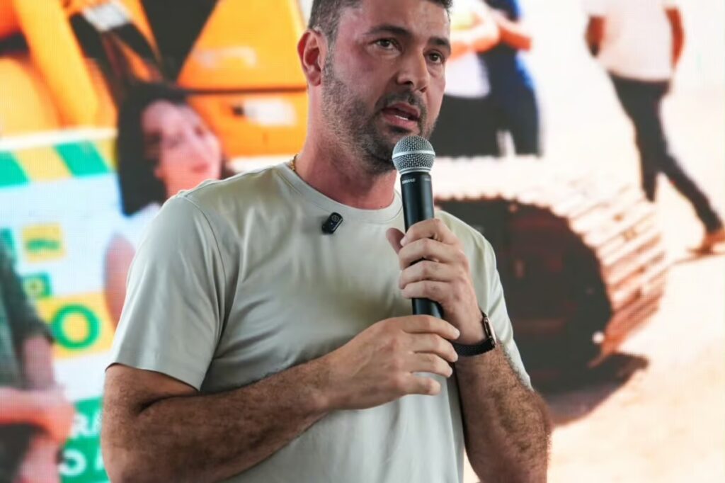 Nicolau Junior acompanha governadora Mailza Assis no lançamento da Operação Verão 2026 no Vale do Juruá