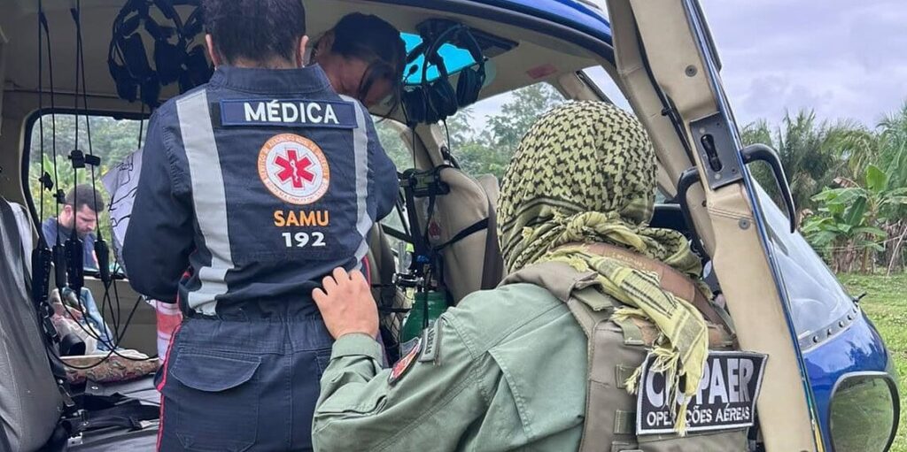 Bebê de 3 meses é transferida para Cruzeiro do Sul após complicações respiratórias em aldeia indígena