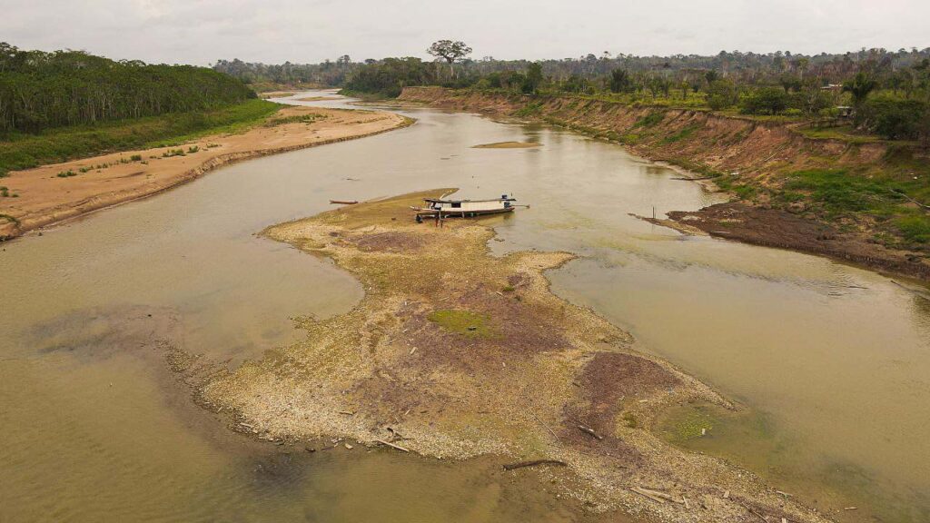 Acre cria gabinete de crise hídrica para enfrentar seca, queimadas e redução dos rios