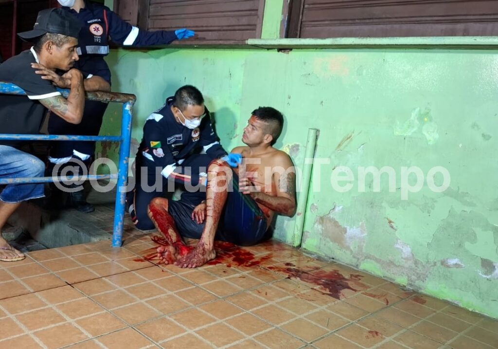Homem é ferido a facada após discussão em via pública no interior do Acre
