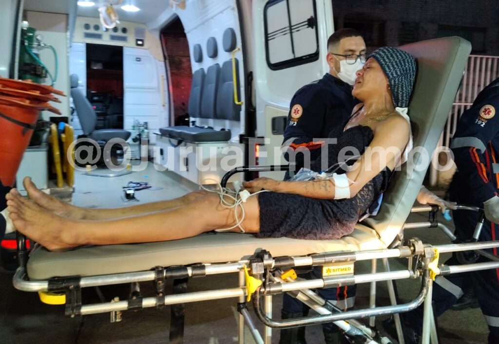 Mulher é esfaqueada nas costas em via pública no Acre
