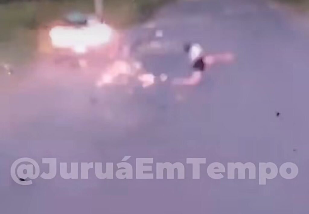 Vídeo registra momento em que adolescente é atropelado ao tentar atravessar a BR-364