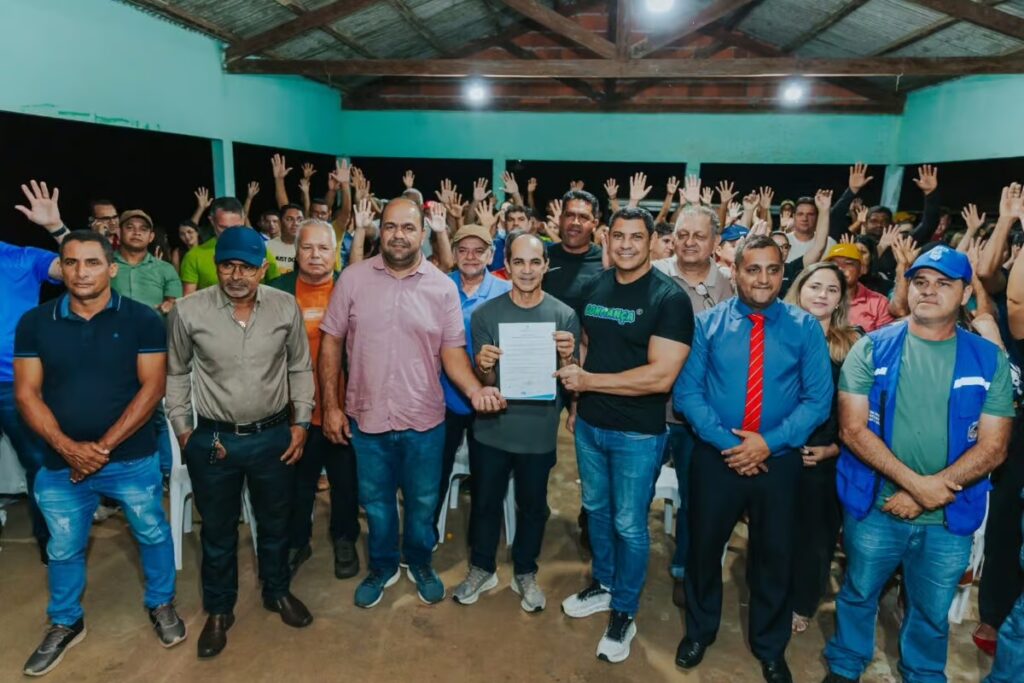 Zequinha Lima dá Ordem de Serviço para recuperação e manutenção de estradas