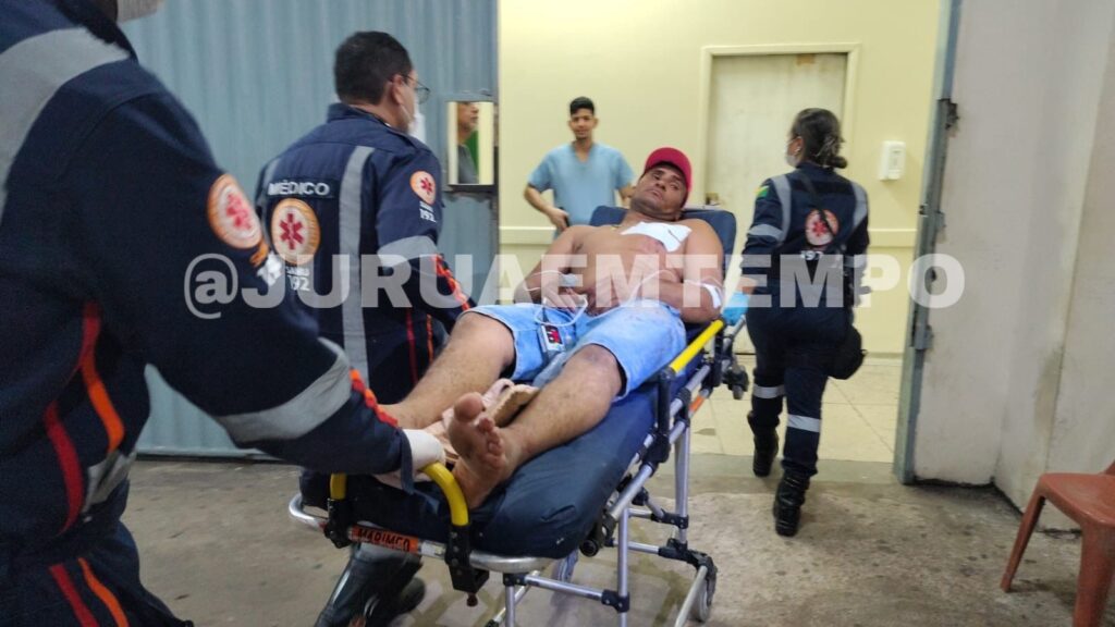 Homem é ferido com facada no peito durante ocorrência de violência doméstica em Rio Branco
