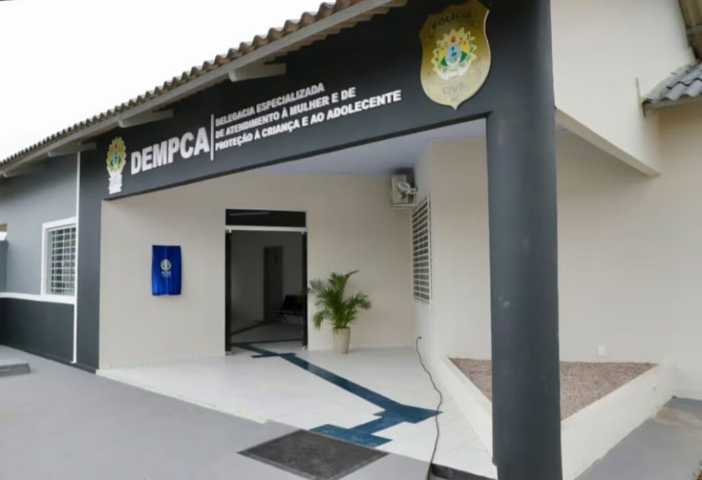 Justiça mantém absolvição de delegada e escrivão acusados de desviar fiança no Acre