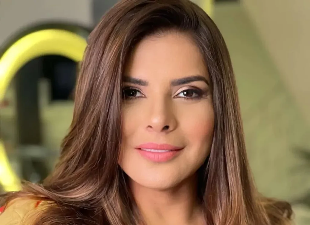 Mara Maravilha mostra antes e depois de facelifting: ‘Estou repaginada’