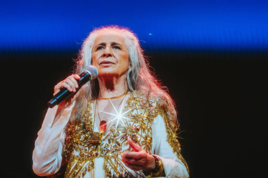 Maria Bethânia 80 anos: Cantora ganha missas na Bahia no dia do aniversário