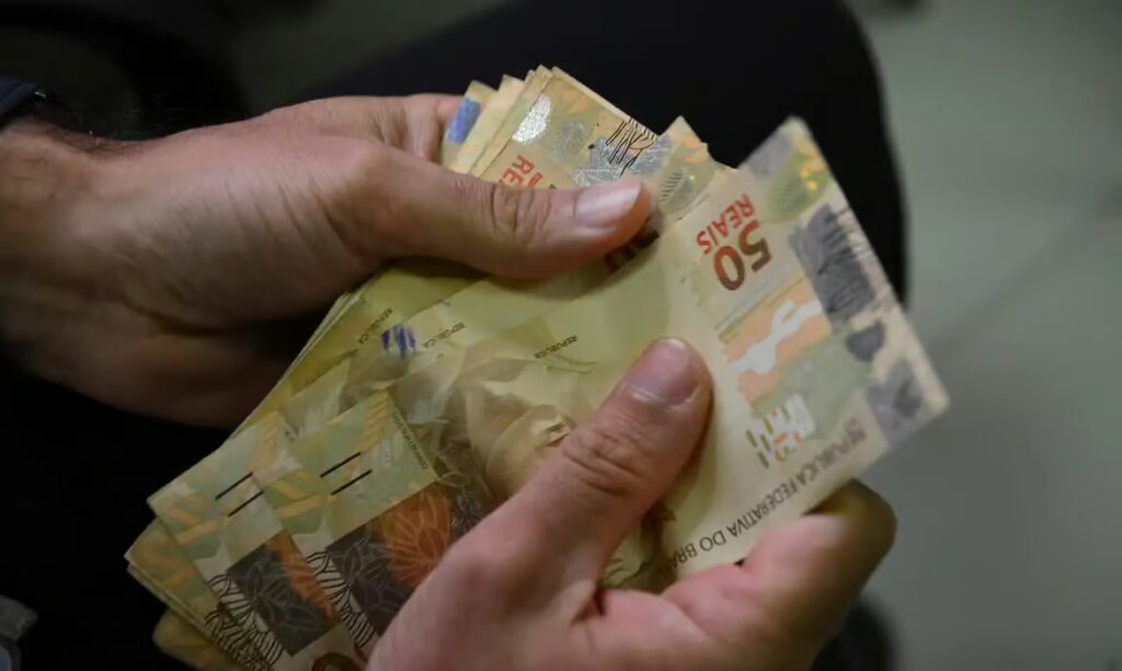 Informalidade cai no Acre, mas renda segue abaixo da média nacional