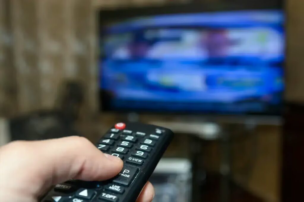 Mais de 88% dos domicílios acreanos com televisão recebem sinal de TV aberta, aponta IBGE