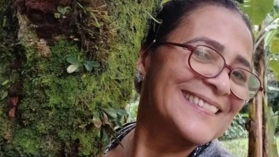 Patroa é presa suspeita de matar cozinheira de pousada após carona