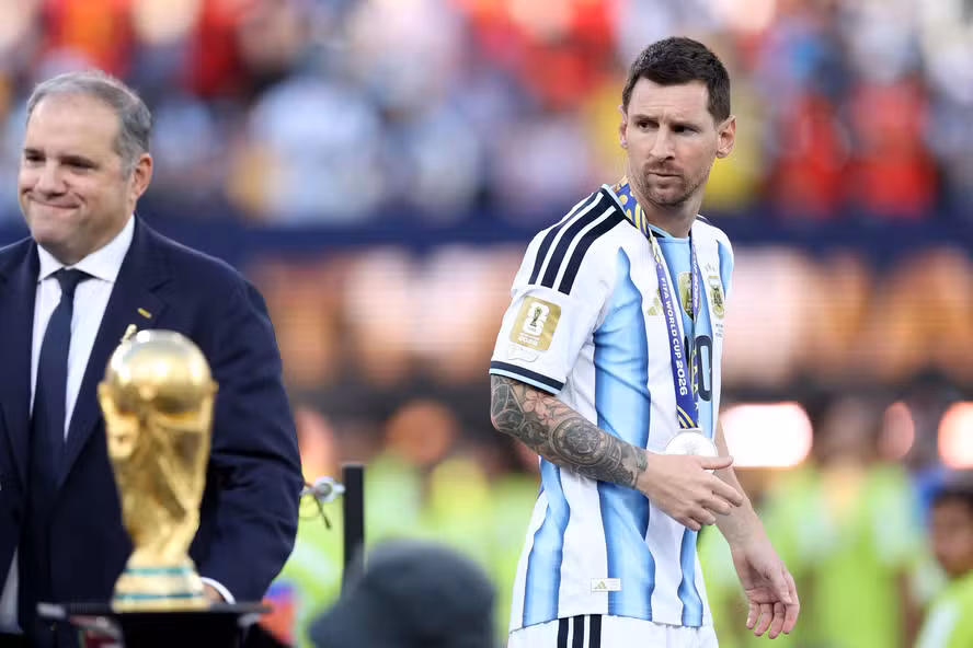 ‘Esqueçamos tudo’: como discurso de Messi antes da final alimenta teorias da conspiração