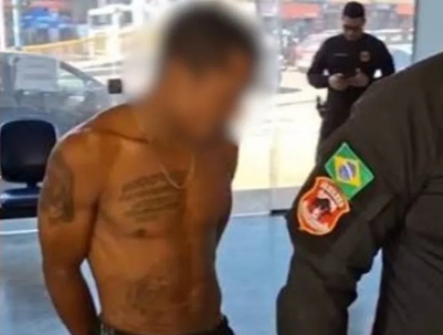 Homem invade igreja para furtar, tenta fugir e é agredido