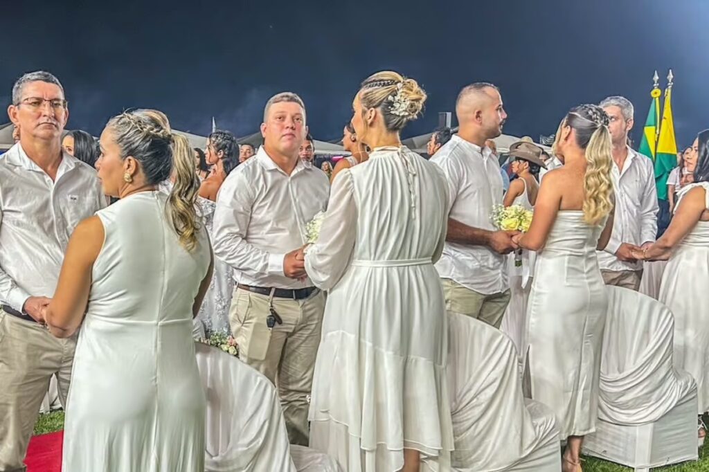 Casamento Coletivo reúne 300 casais na Expoacre Juruá