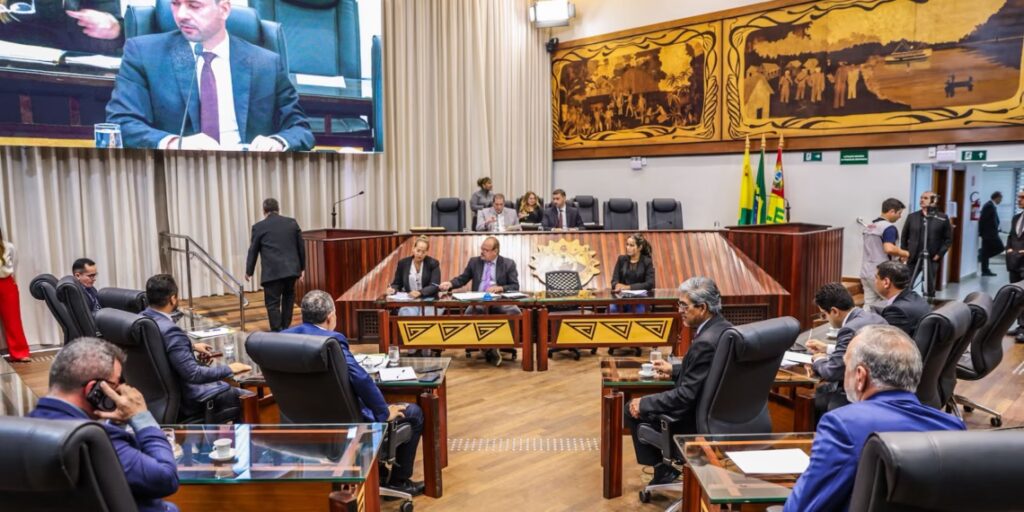 Aleac aprova pacote de projetos do governo que beneficia taxistas, policiais civis, servidores e produtores de café